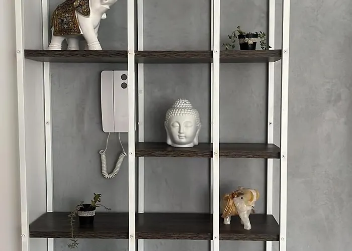 Apartment Near Downtown *